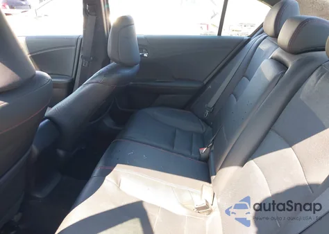 2017 Honda Accord Sport Se z USA, uszkodzony, nr VIN 1HGCR2F15HA221003